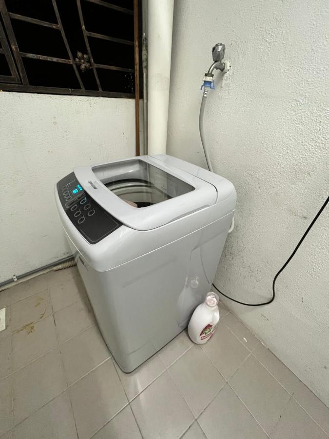 Tropika Homestay Bangi With 3 Bedrooms Kajang Exterior photo